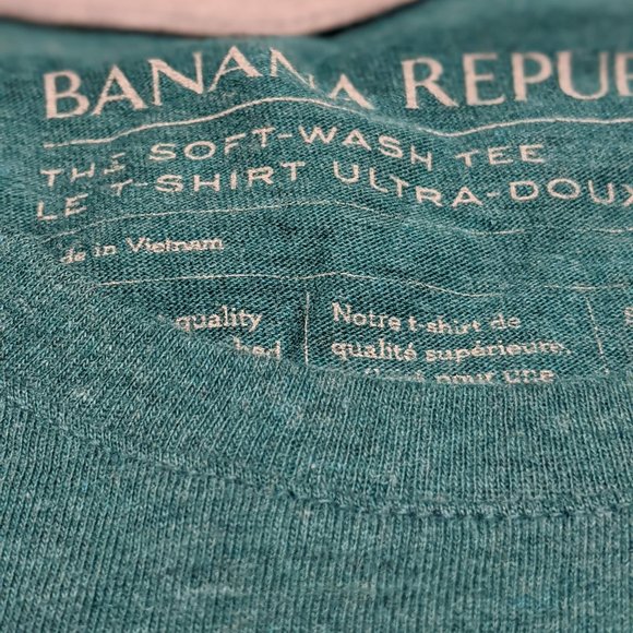 Banana Republic Soft Wash T-Shirt - Picture 4 of 4